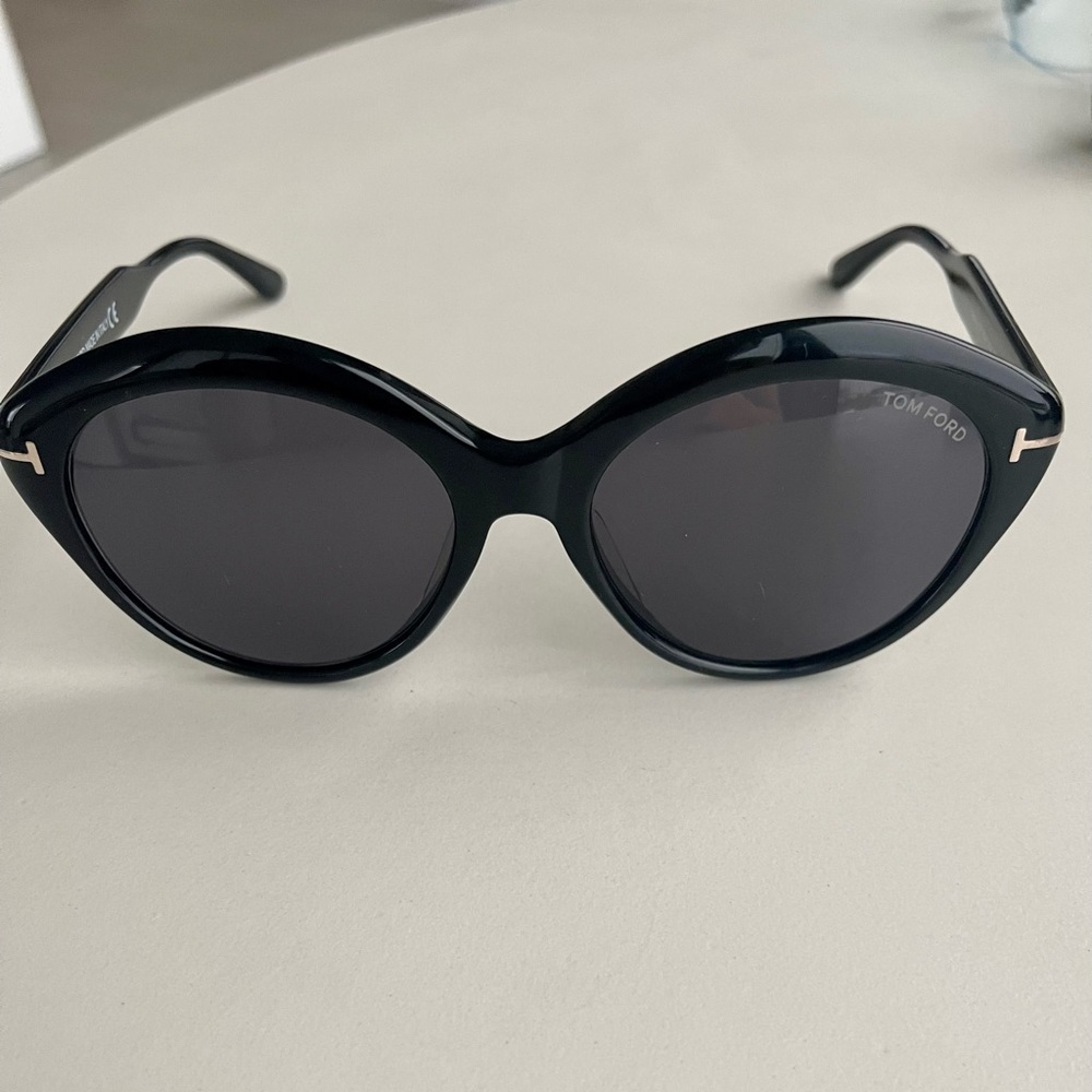 🛑SOLD🛑 Tom Ford sunglasses